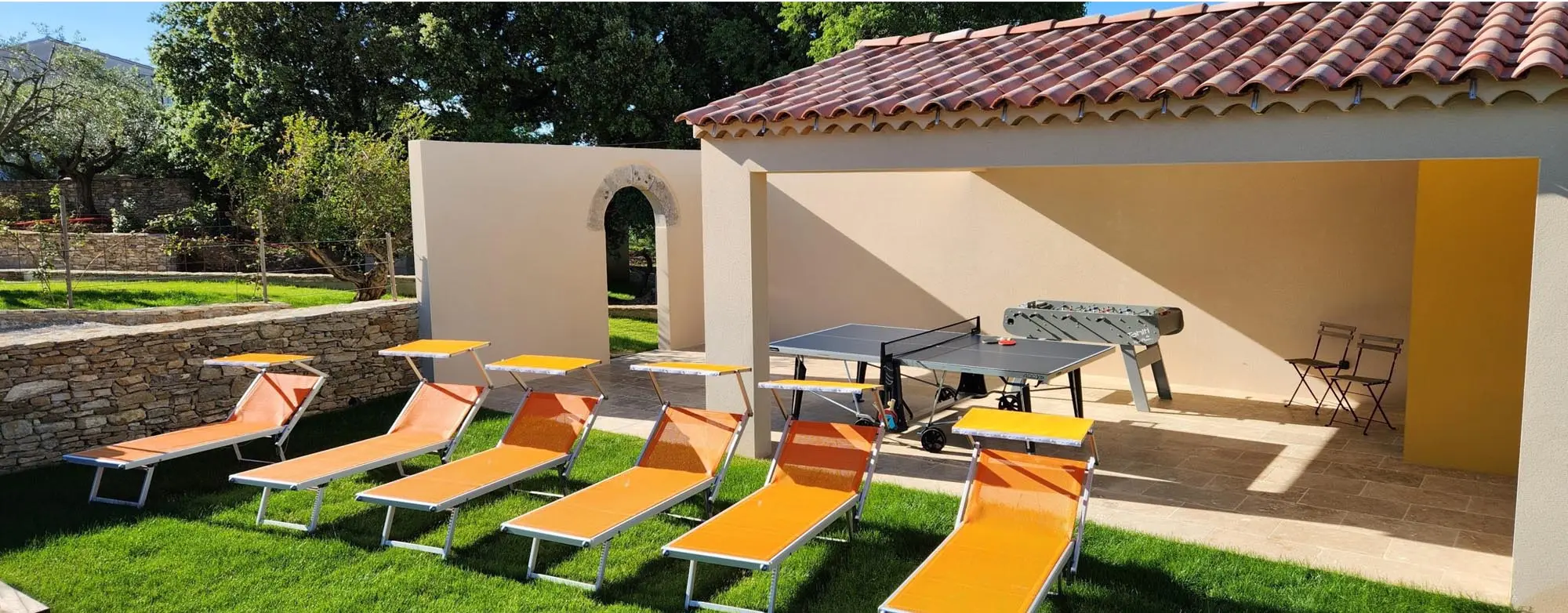 Ping-pong table and foosball table