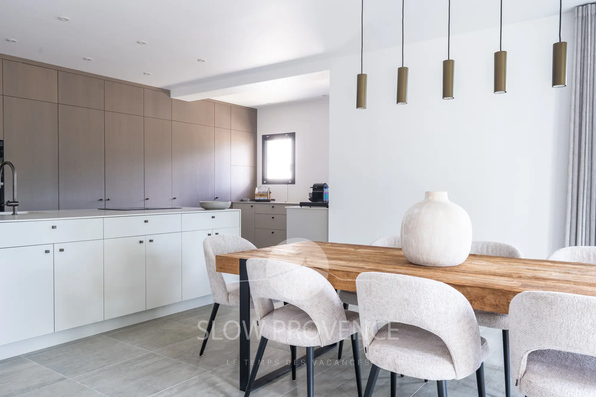 Large dining room and kitchen