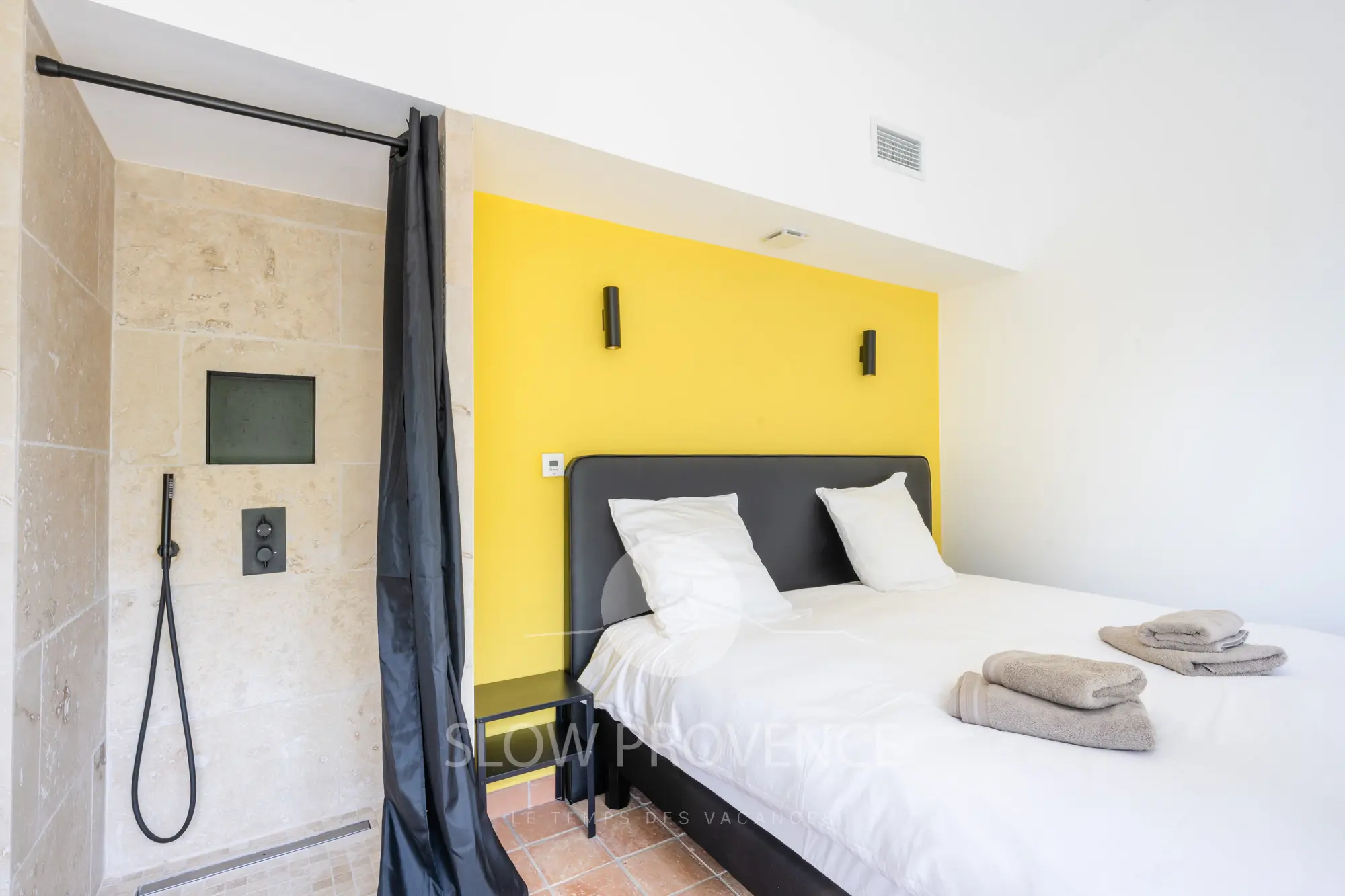 Chambre 4 (indépendante)